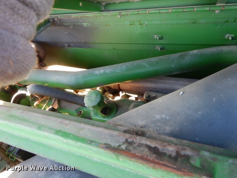 image for item GW9661 1995 John Deere 9600 RWA combine