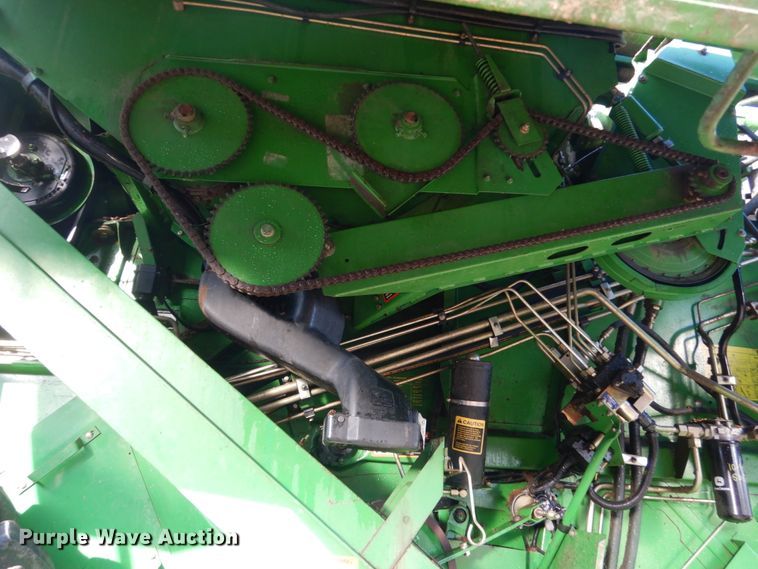 image for item GW9661 1995 John Deere 9600 RWA combine