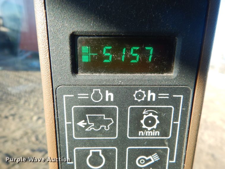 image for item GW9661 1995 John Deere 9600 RWA combine