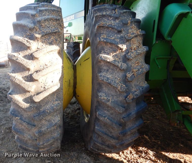 image for item GW9661 1995 John Deere 9600 RWA combine