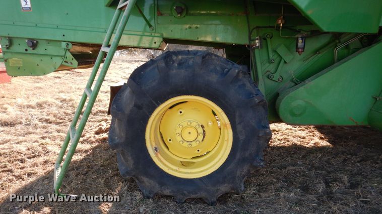 image for item GW9661 1995 John Deere 9600 RWA combine