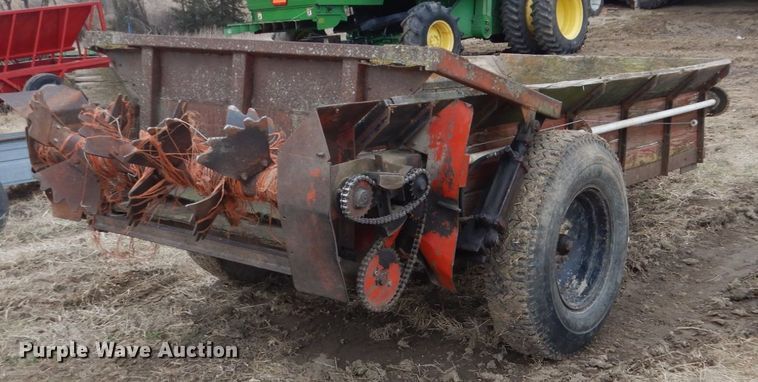 image for item GW9662 Manure spreader