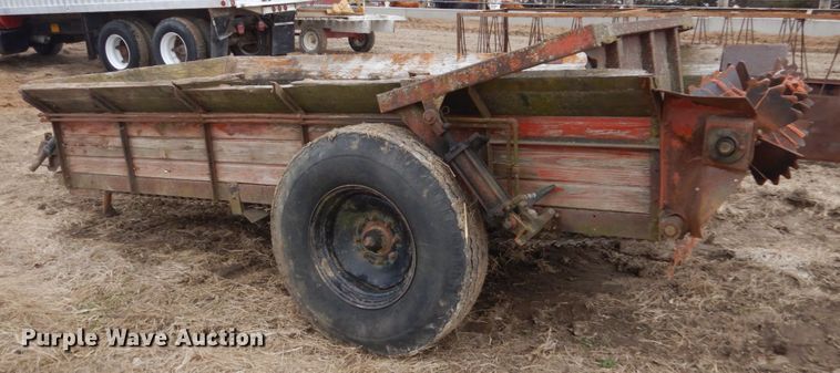 image for item GW9662 Manure spreader