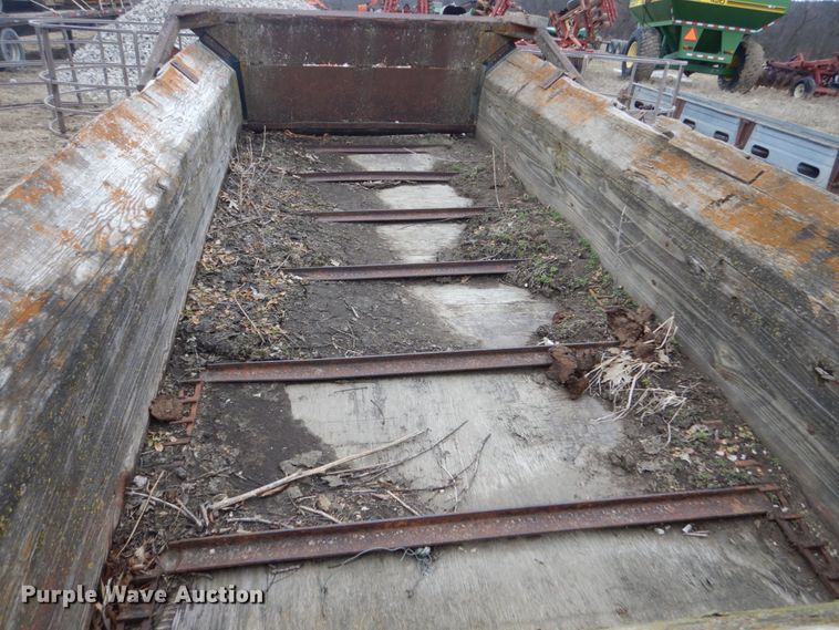 image for item GW9662 Manure spreader