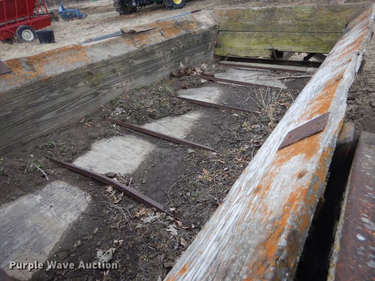 image for item GW9662 Manure spreader