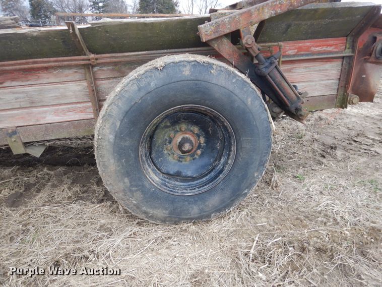 image for item GW9662 Manure spreader