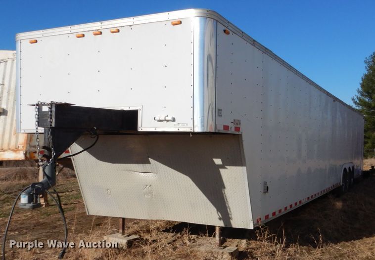 image for item GW9665 1994 Timberwolf 848GNTBI enclosed cargo trailer