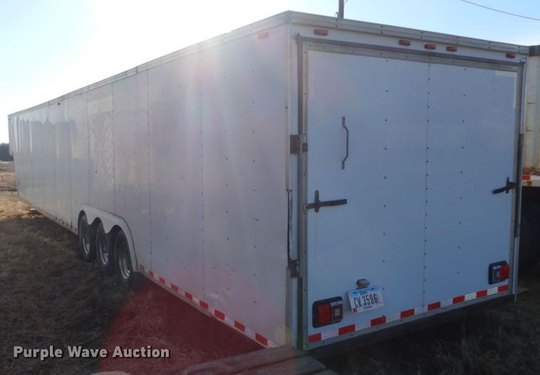 image for item GW9665 1994 Timberwolf 848GNTBI enclosed cargo trailer