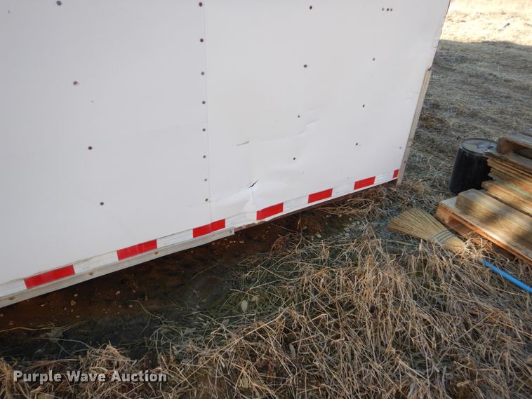 image for item GW9665 1994 Timberwolf 848GNTBI enclosed cargo trailer