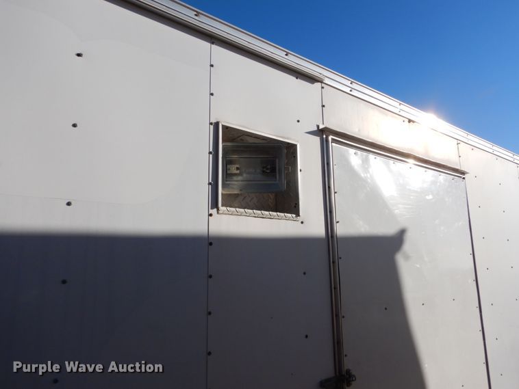 image for item GW9665 1994 Timberwolf 848GNTBI enclosed cargo trailer