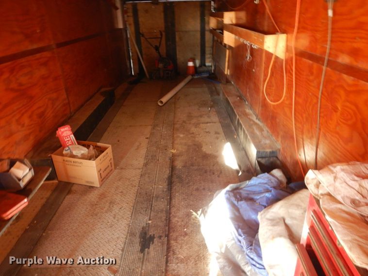 image for item GW9665 1994 Timberwolf 848GNTBI enclosed cargo trailer