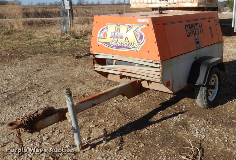 image for item GW9666 Smith air compressor