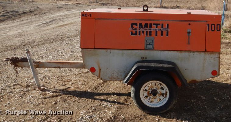 image for item GW9666 Smith air compressor