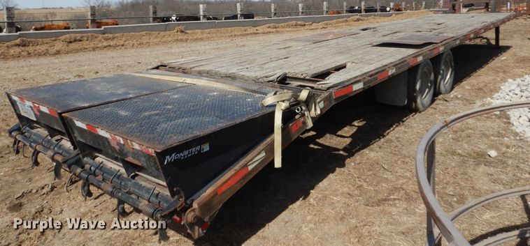 image for item GW9682 2006 John Kerr equipment trailer