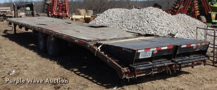 image for item GW9682 2006 John Kerr equipment trailer