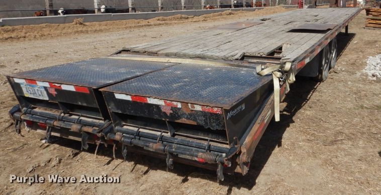 image for item GW9682 2006 John Kerr equipment trailer