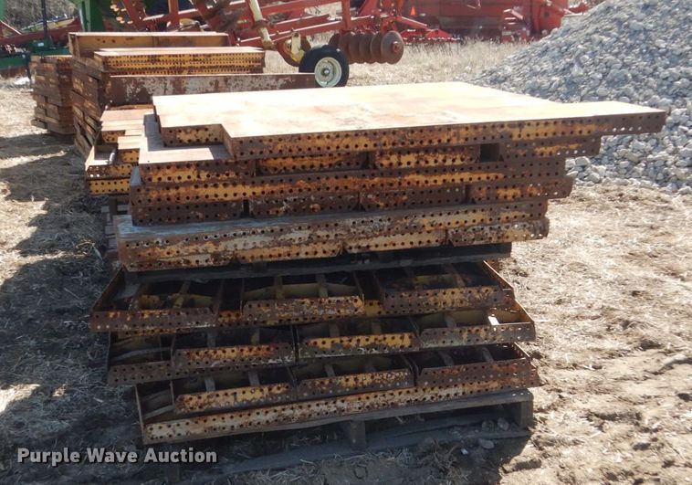 image for item GW9683 Pan forms