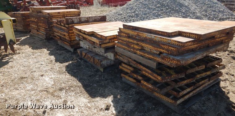 image for item GW9683 Pan forms