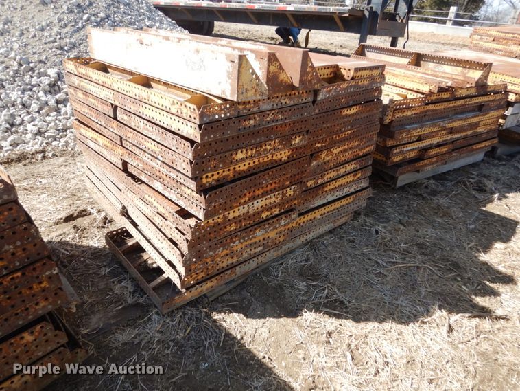 image for item GW9683 Pan forms