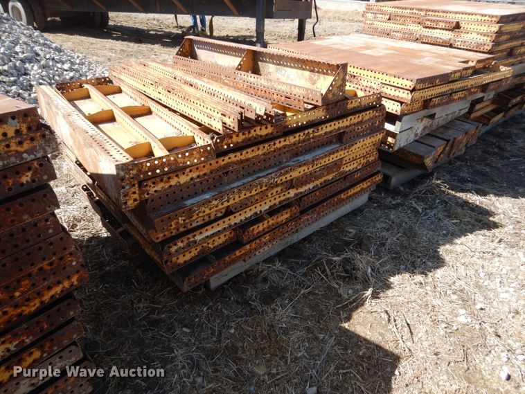 image for item GW9683 Pan forms