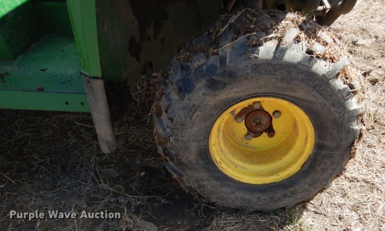 image for item GW9692 John Deere Gator HPX utility vehicle