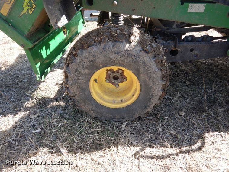 image for item GW9692 John Deere Gator HPX utility vehicle