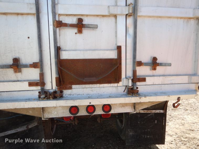 image for item GW9696 1979 Chevrolet C70 grain truck