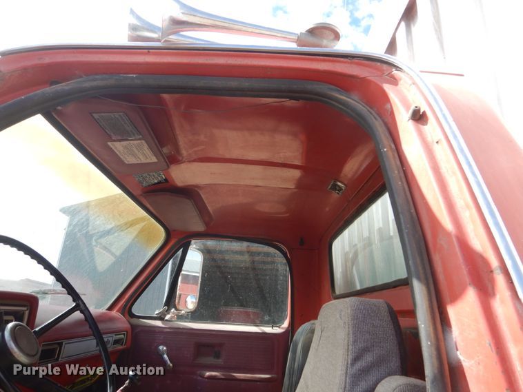 image for item GW9696 1979 Chevrolet C70 grain truck