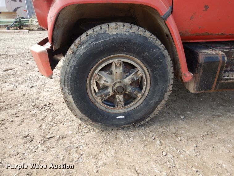 image for item GW9696 1979 Chevrolet C70 grain truck