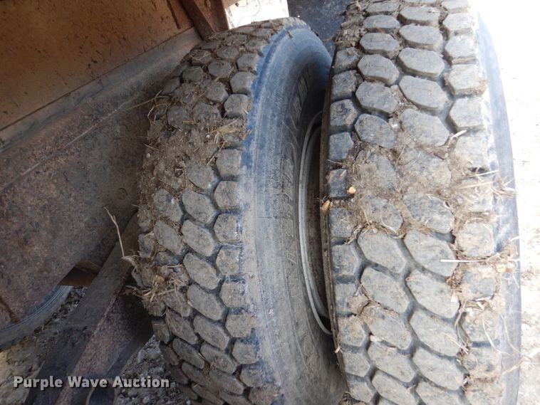 image for item GW9696 1979 Chevrolet C70 grain truck