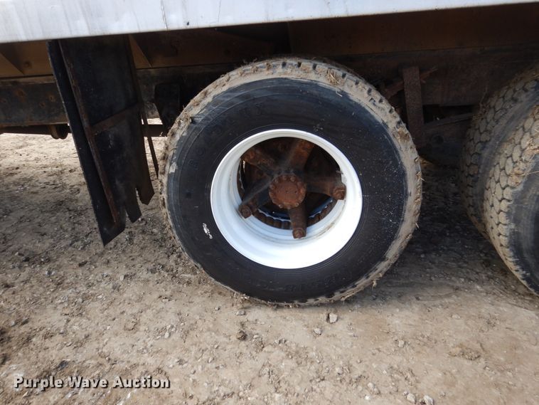 image for item GW9696 1979 Chevrolet C70 grain truck