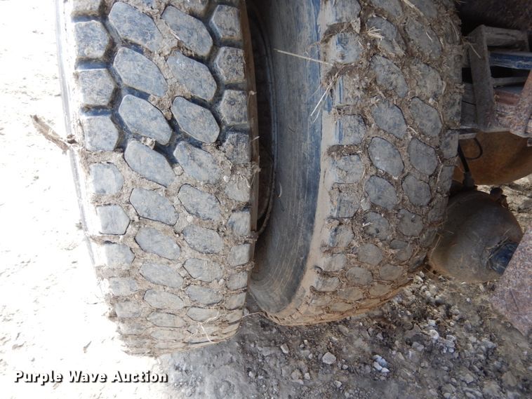 image for item GW9696 1979 Chevrolet C70 grain truck