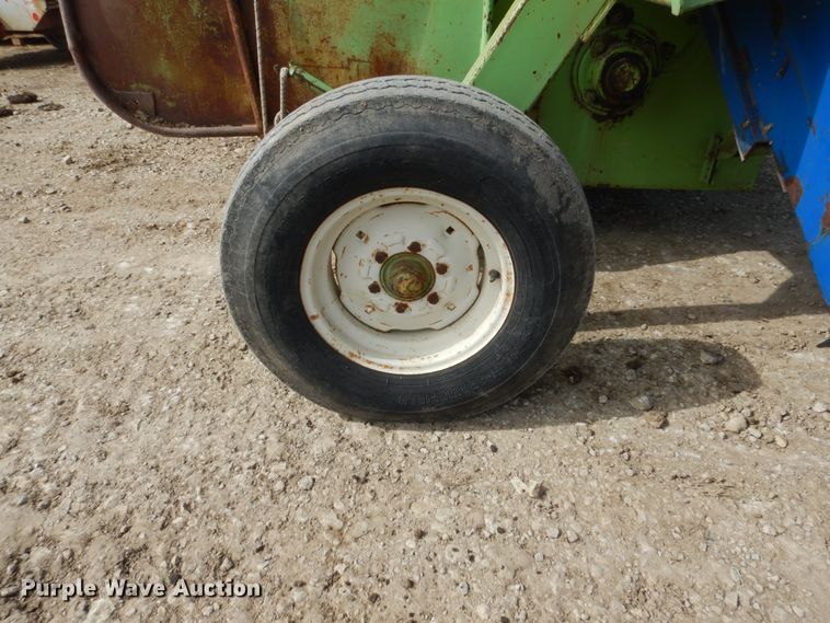 image for item GW9697 Ag Bagger G680 grain bagger