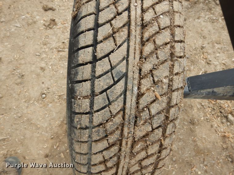 image for item GW9699 Duo Lift DL27 header trailer