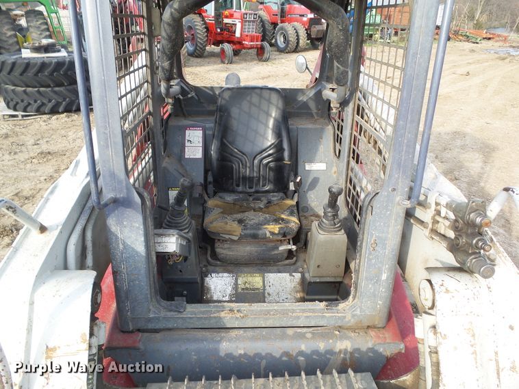 image for item GW9980 2007 Takeuchi TL140  skid steer