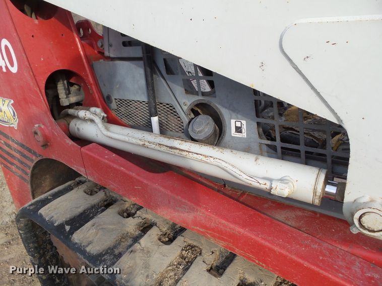 image for item GW9980 2007 Takeuchi TL140  skid steer