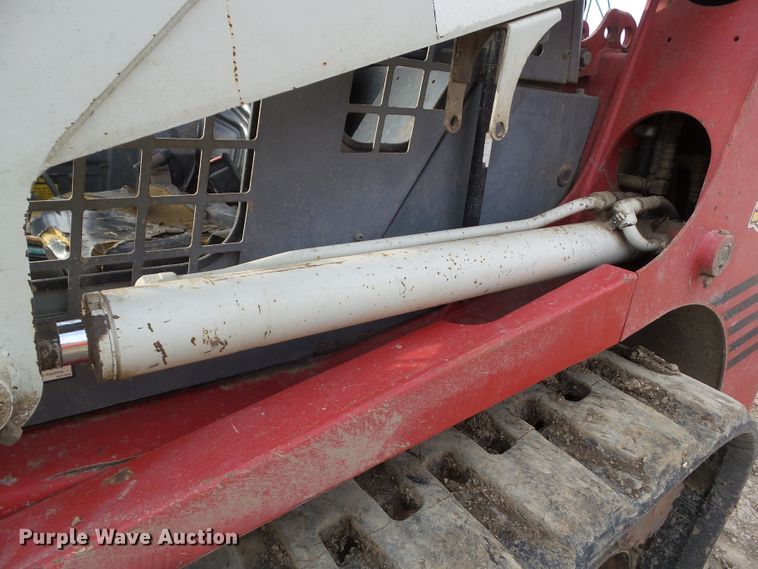 image for item GW9980 2007 Takeuchi TL140  skid steer