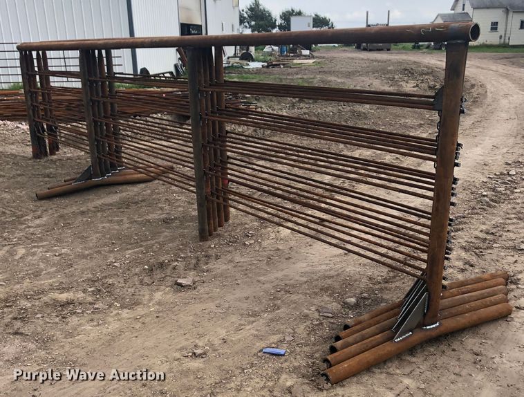 (5) freestanding livestock panels in Sherman, SD | Item H1324 sold ...