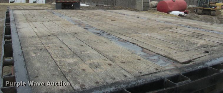 image for item DA8353 2008 Jet drop deck trailer