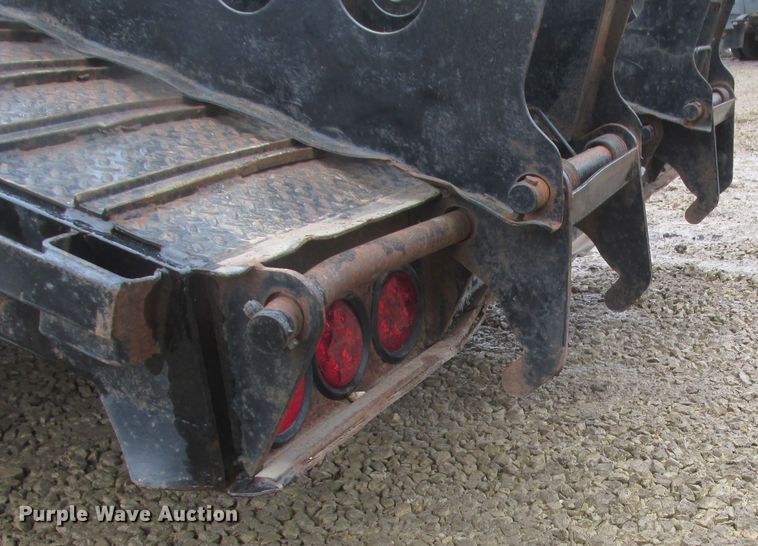 image for item DA8353 2008 Jet drop deck trailer