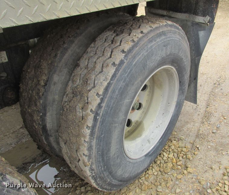 image for item DA8358 2007 Midland MG38TC3000 bottom dump trailer