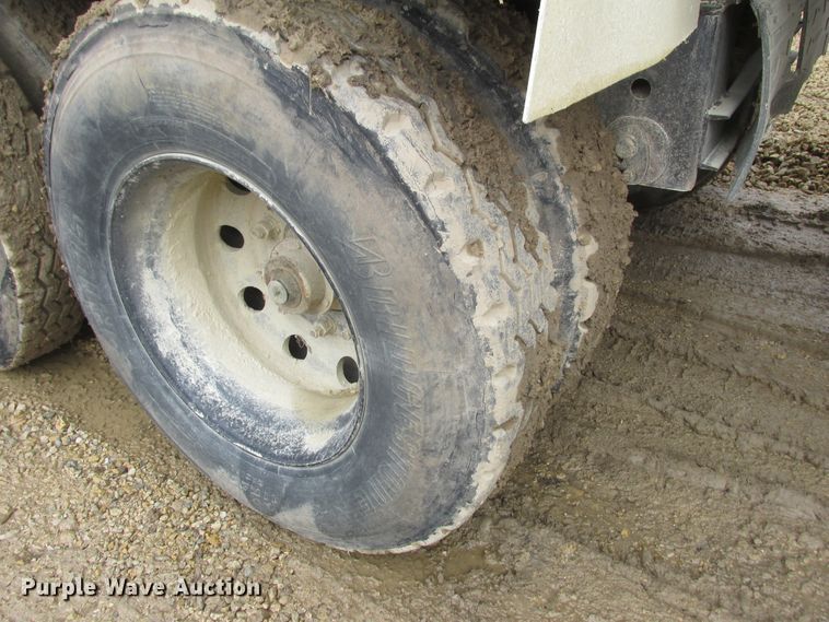 image for item DA8358 2007 Midland MG38TC3000 bottom dump trailer