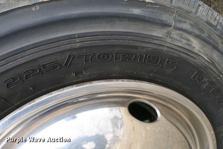 image for item DB10092 2011 Ford F450 Super Duty XLT flatbed truck