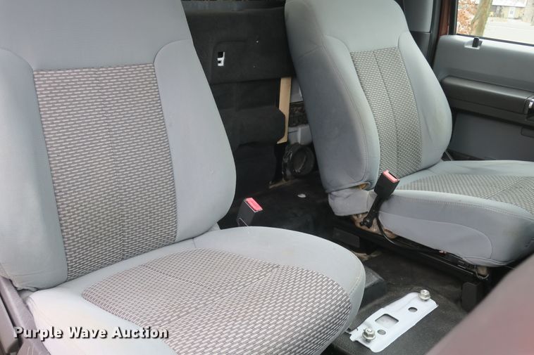 image for item DB10092 2011 Ford F450 Super Duty XLT flatbed truck