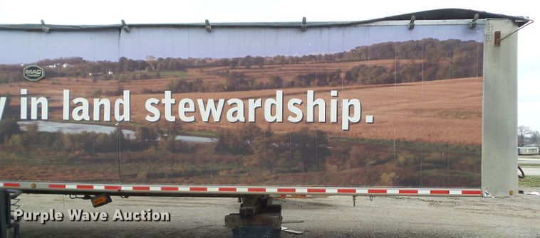 image for item DF0829 2012 MAC TRAR50MF99 walking floor trailer