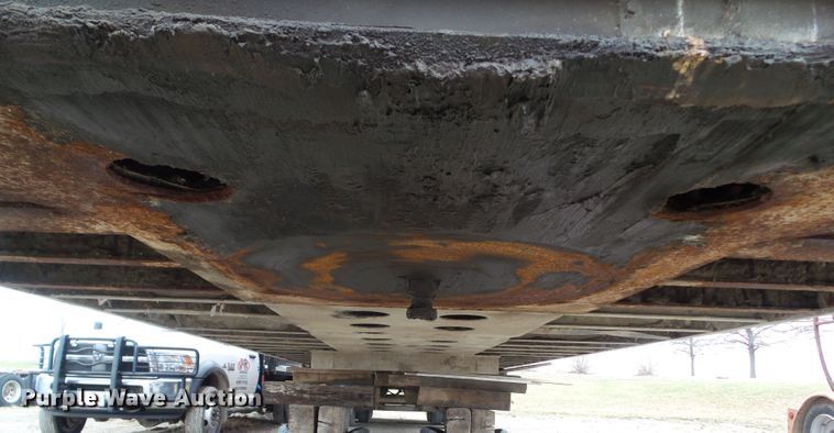 image for item DF0829 2012 MAC TRAR50MF99 walking floor trailer