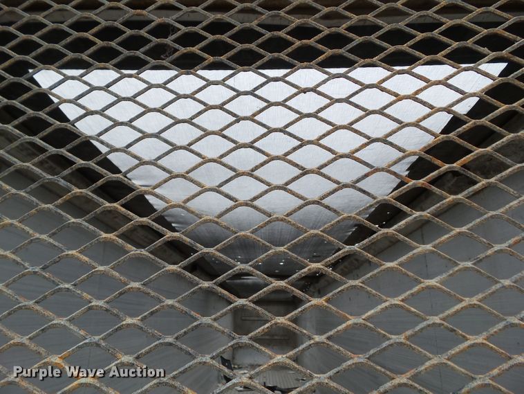 image for item DF0829 2012 MAC TRAR50MF99 walking floor trailer