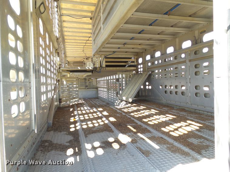 image for item DF0830 2008 Wilson PSDCL-402P livestock trailer