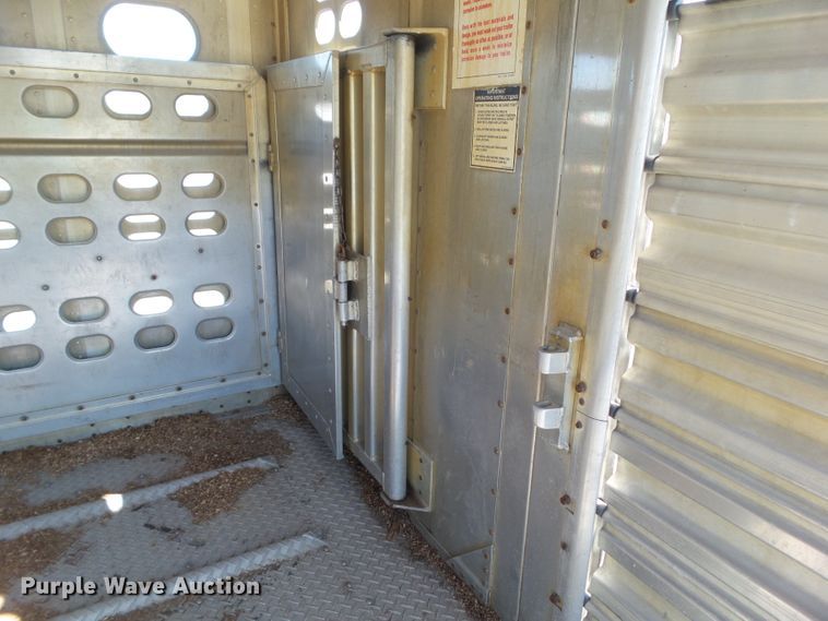 image for item DF0830 2008 Wilson PSDCL-402P livestock trailer