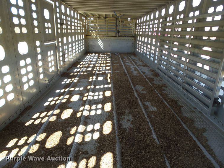 image for item DF0830 2008 Wilson PSDCL-402P livestock trailer